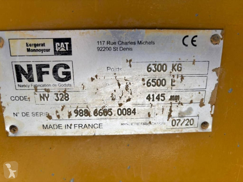 Nakladač Caterpillar 988 K (CE + EPA)