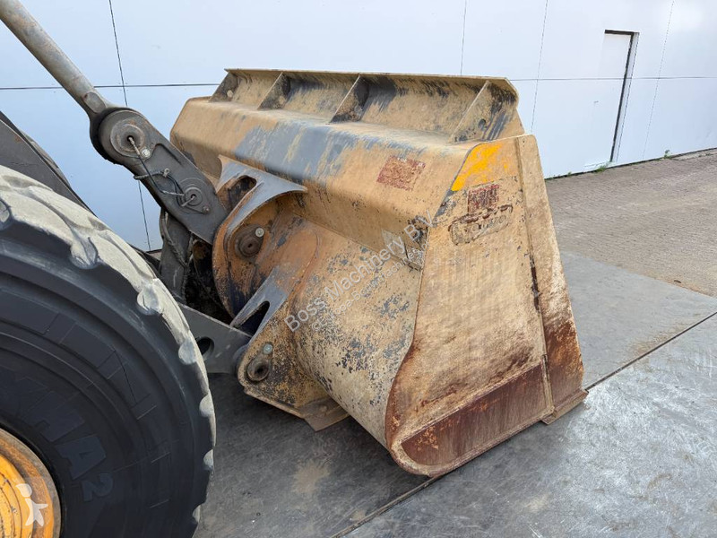 مُحمّلة Volvo - Automatic Greasing / Camera
