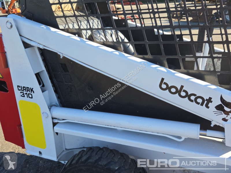 مُحمّلة Bobcat 310