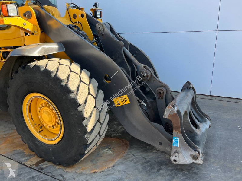 Nakladač Volvo - Quick Coupler / 3th Function