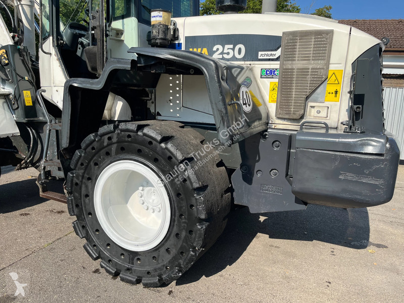 Incarcator Komatsu WA250 WA250-6...