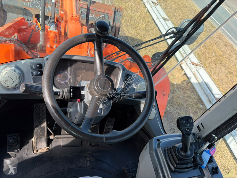Incarcator Doosan 3