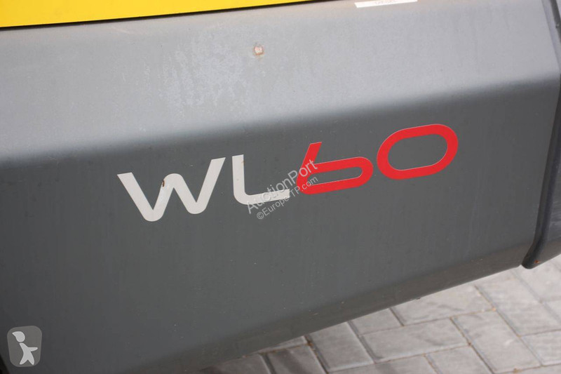 Chargeuse Neuson WL60