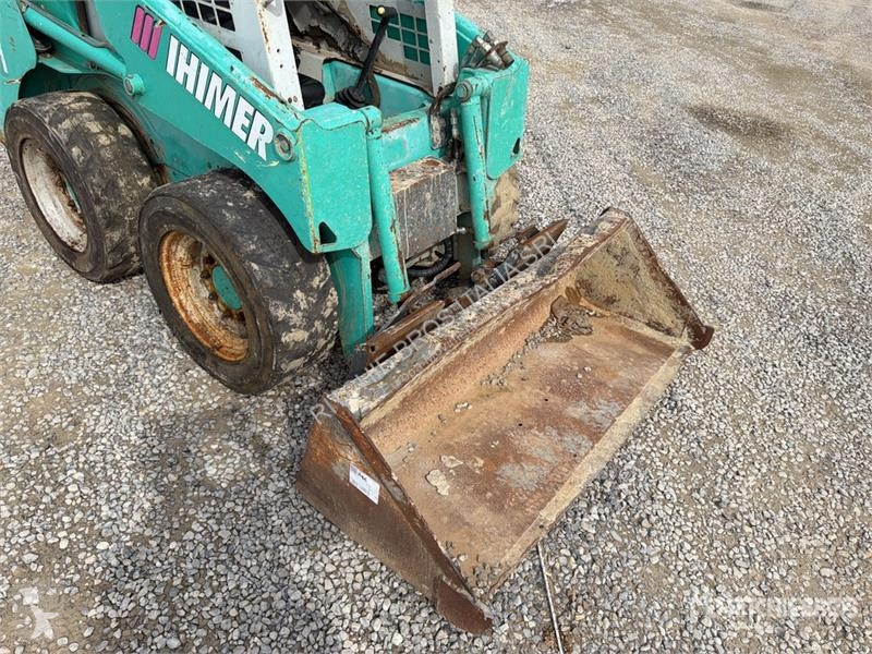 Chargeuse IHI 2041 Skid Steer Loader (Inoperable)