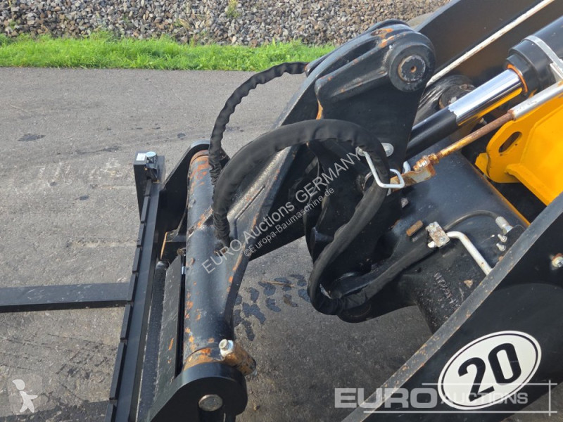 Lastare JCB 409