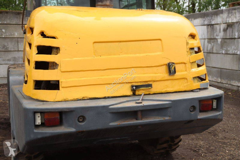 Chargeuse Komatsu 753