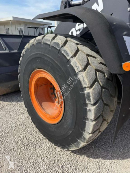 Chargeuse Doosan DL320-7