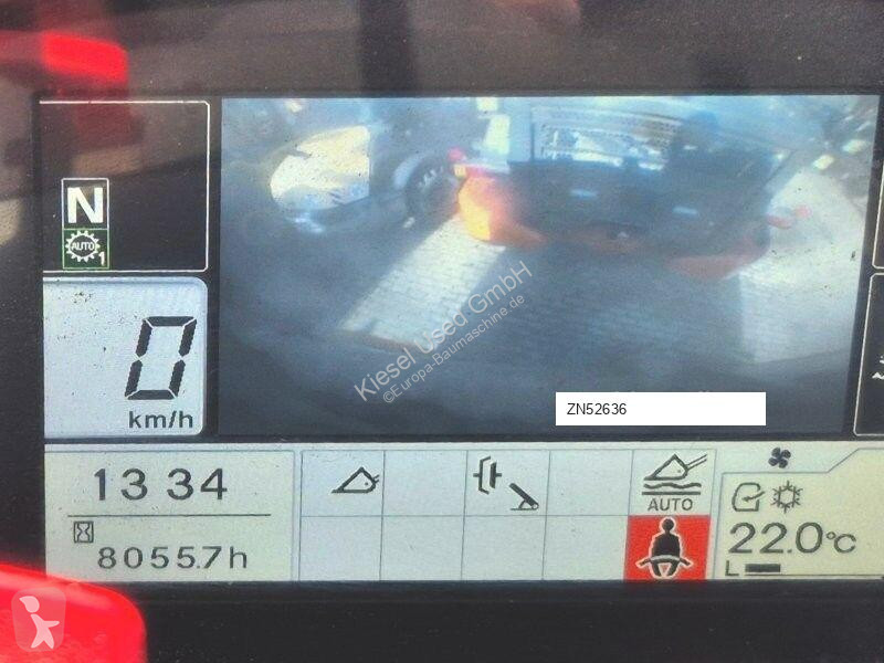 Nakladač Hitachi 6