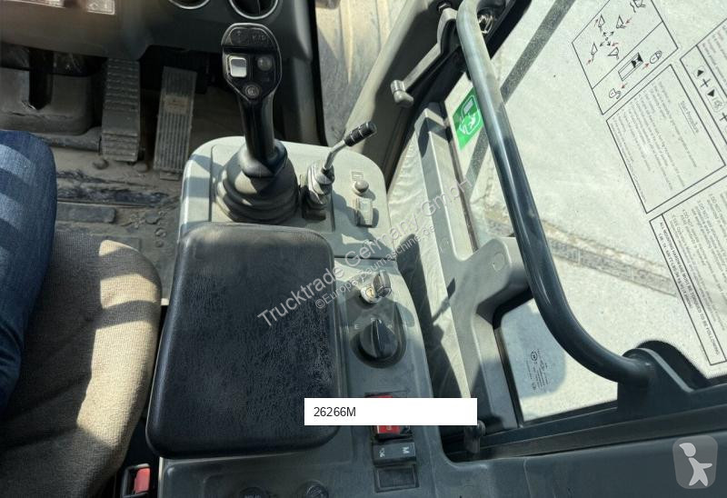 Chargeuse Hyundai 7609A