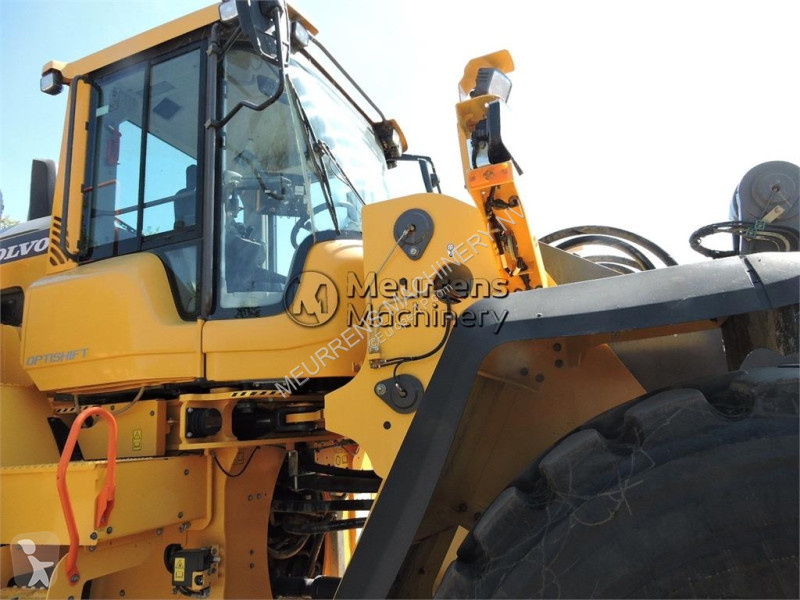 Nakladač Volvo L150H