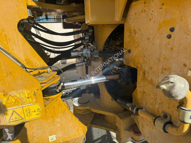 Shovel Caterpillar