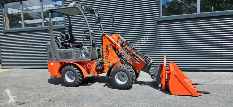 Shovel Everun ER1000 kubota  telescopic loader.