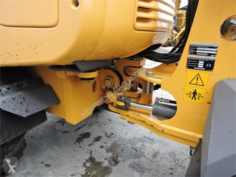 مُحمّلة Volvo L25F + FORK