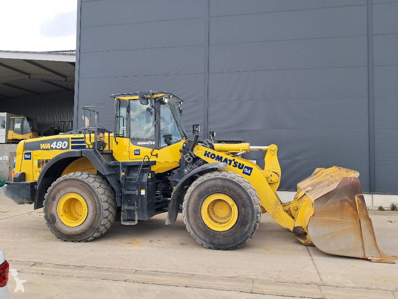 Pala Komatsu WA480-8