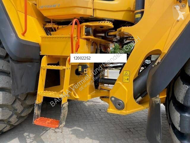 مُحمّلة Volvo L 260 H 6.8 cbm MIETE / RENTAL...