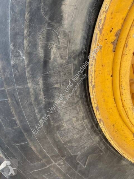 مُحمّلة Volvo L 120 H (12005485)