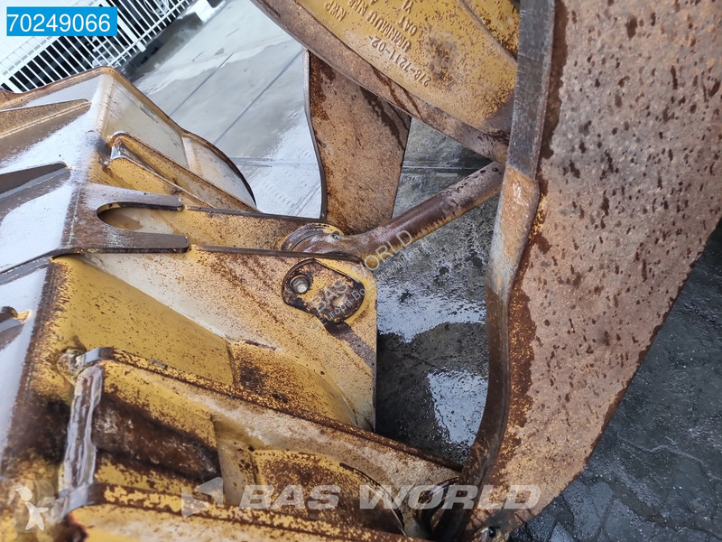 Shovel Caterpillar FIRE DAMAGE - OPERABLE