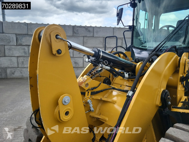 Shovel Caterpillar 926 M