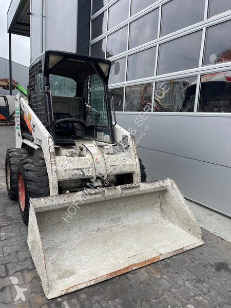 Shovel Bobcat