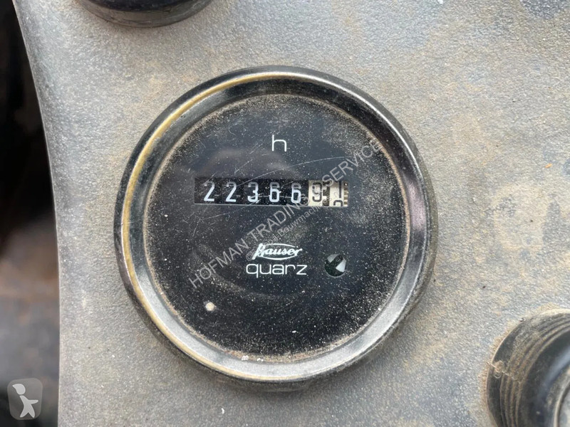 Pala Liebherr
