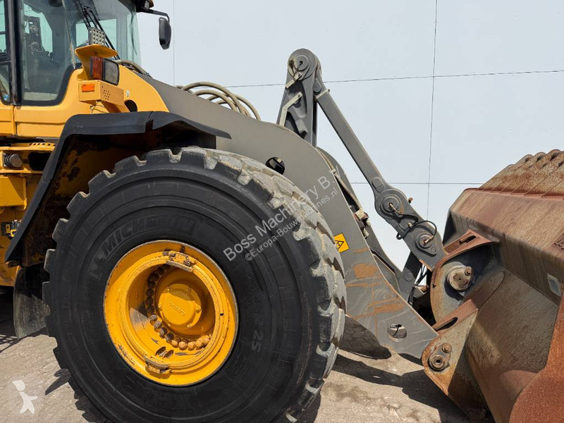 Shovel Volvo L220G - German Machine / 3rd Function