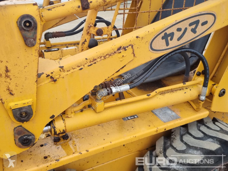 Nakladač Yanmar Y10W-1