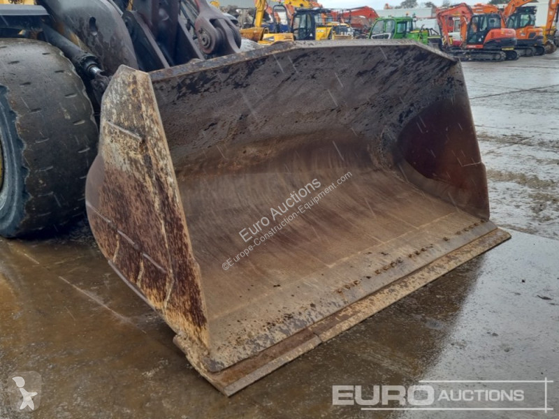 Nakladač Volvo L110H