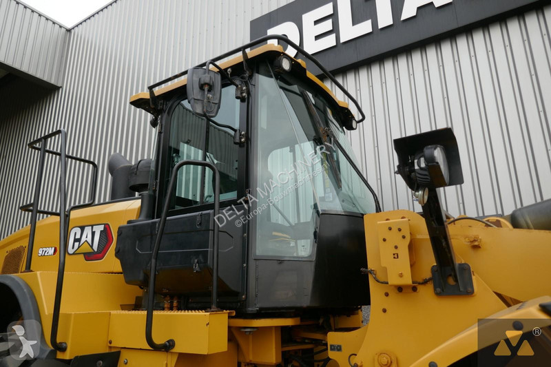 Nakladač Caterpillar 972M