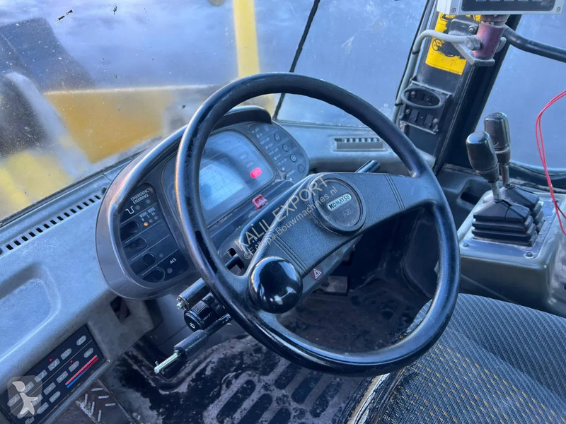Nakladač Komatsu WA-420 Wheel Loader...