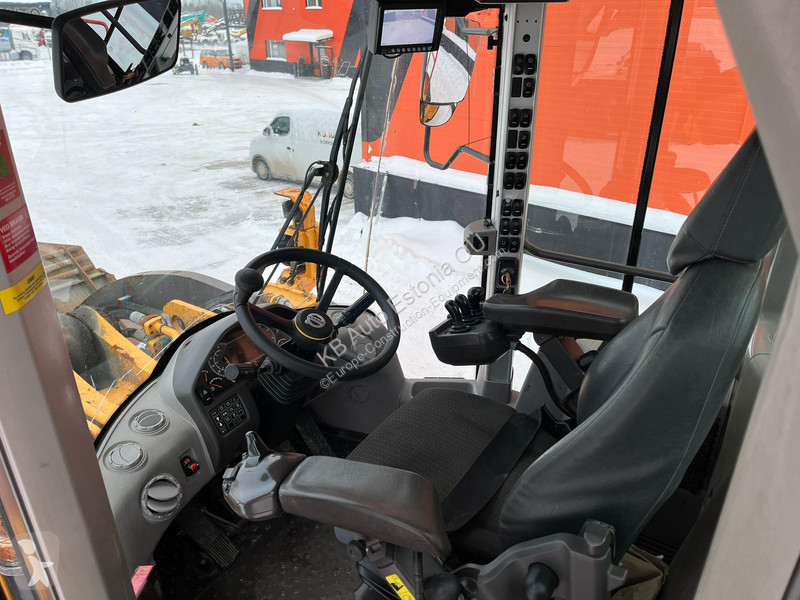 Фронтальный погрузчик Volvo L 260 H CENTRAL...