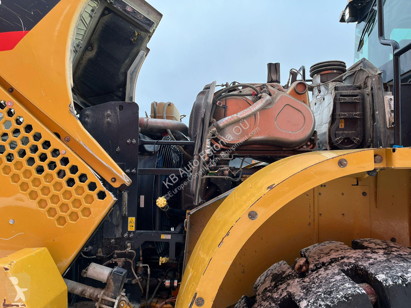 Фронтальный погрузчик Caterpillar M AC / CENTRL...