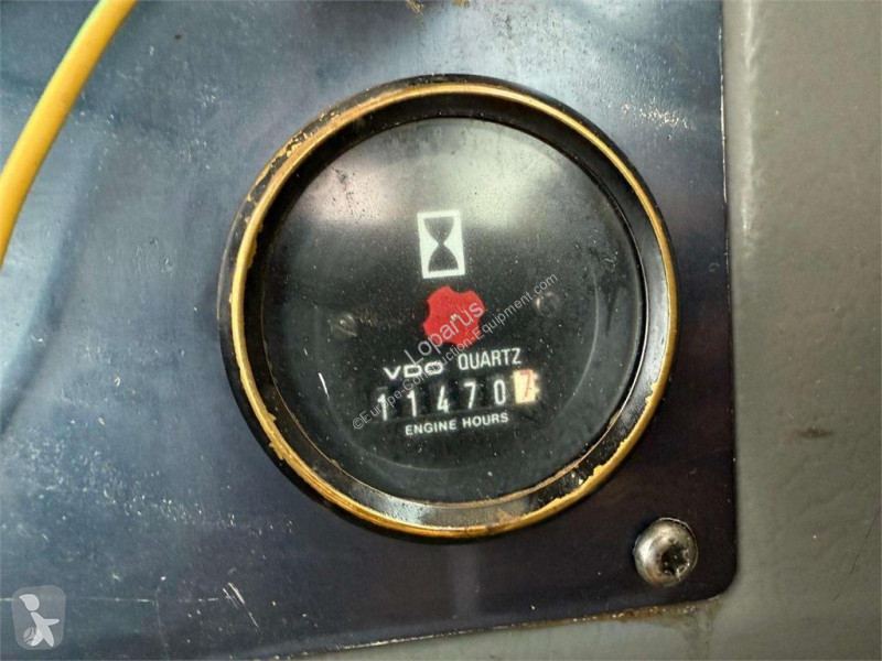 Фронтальный погрузчик Volvo quick coupler