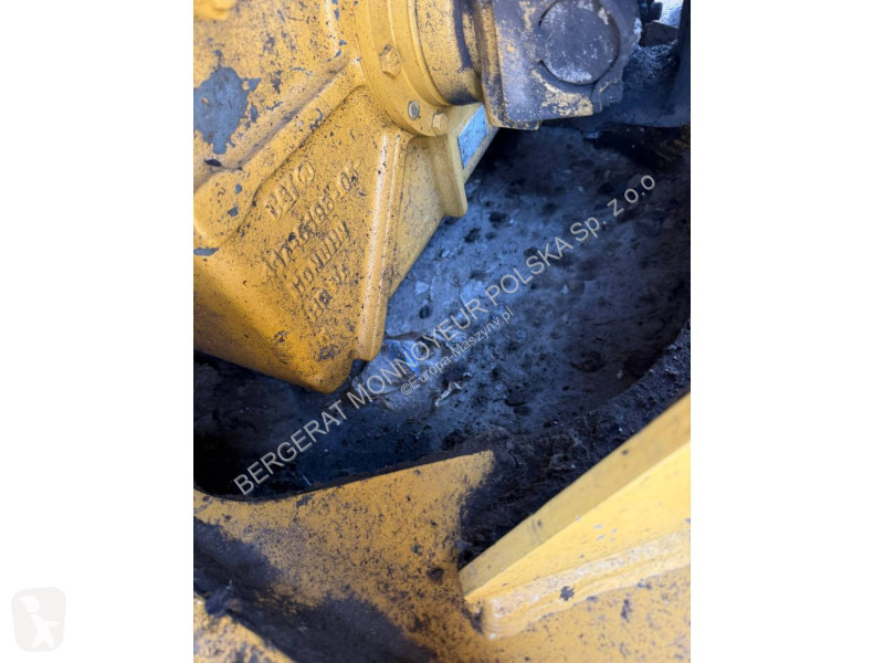 Nakladač Caterpillar 962M