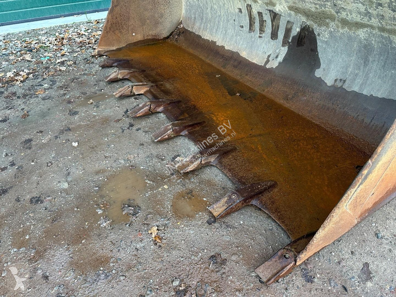 Læssemaskine Liebherr Included spare wheels