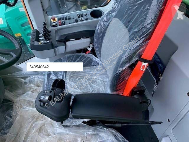 Фронтальный погрузчик LiuGong HE...