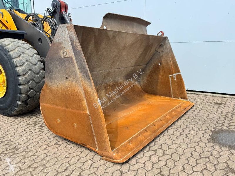 Nakladač Volvo L180G - German Machine / Weight...