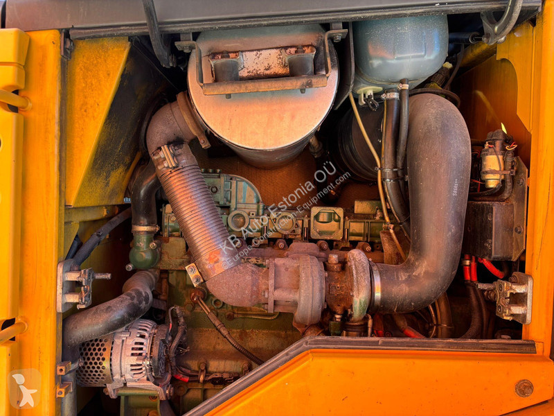 Фронтальный погрузчик Volvo L 90 E 4x4 CENTRAL...