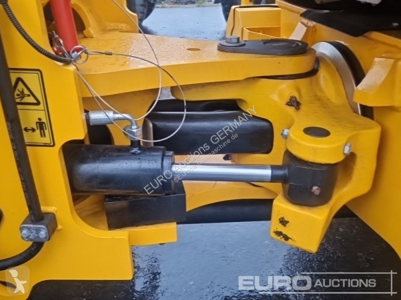 Incarcator JCB 409