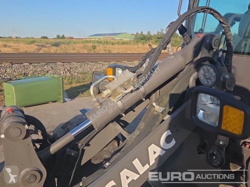 Ładowarka Mecalac MCL4+