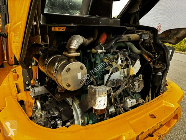 Nakladač Volvo 30G