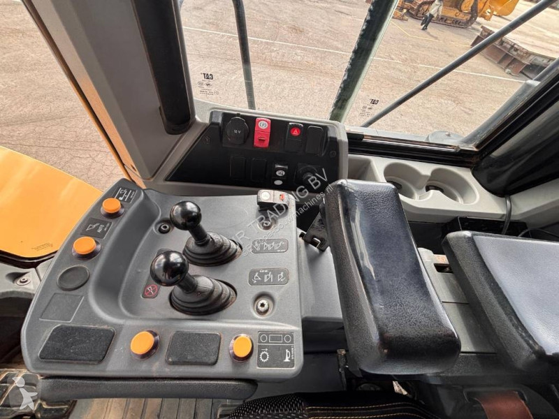 مُحمّلة Caterpillar 972 M