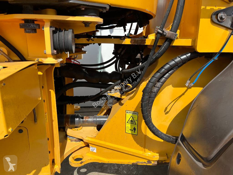 مُحمّلة Volvo - 3th Function + Quick Coupler