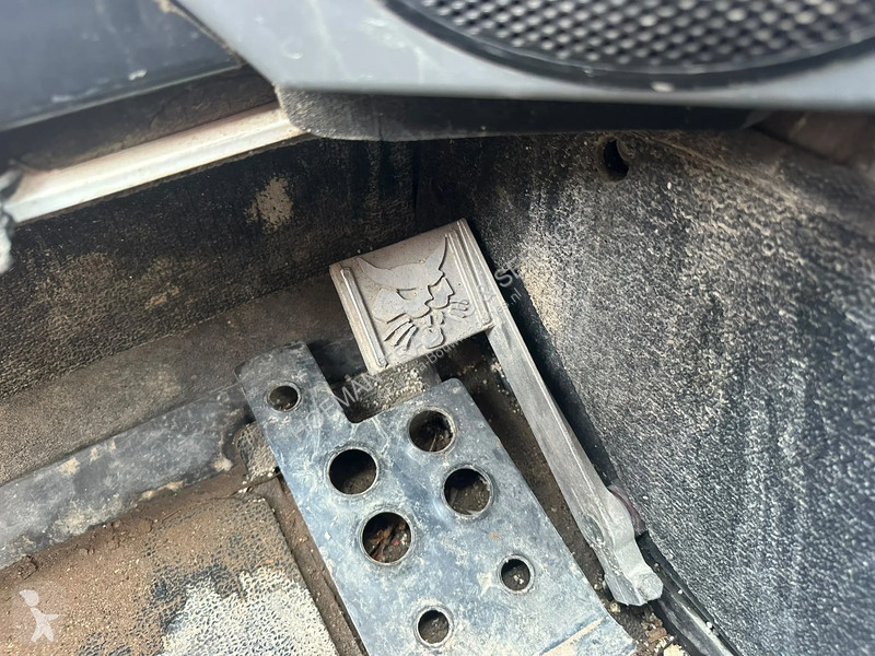 مُحمّلة Bobcat T590 | Joystick | HF
