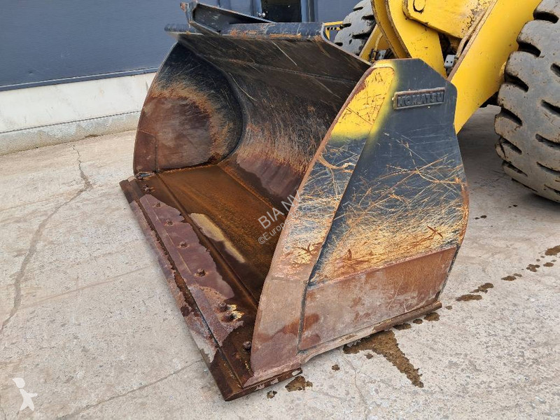 Nakladač Komatsu WA270-8 High Lift