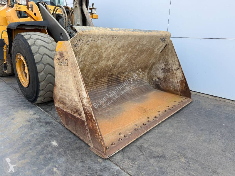 مُحمّلة Volvo - Automatic Greasing / Camera