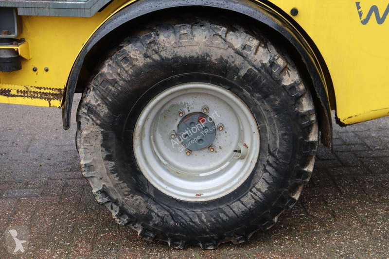 Nakladač Weidemann WL48