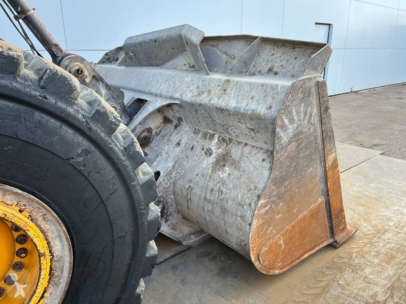Nakladač Volvo - Automatic Greasing / Camera