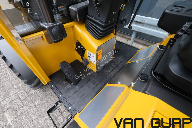 Chargeuse Eurotrac CS | 2026 | Euro Giant |