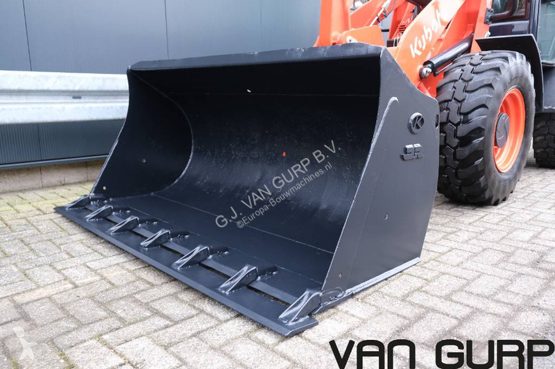 Nakladač Kubota R 070 | 2023 | 740h | Klima A/C