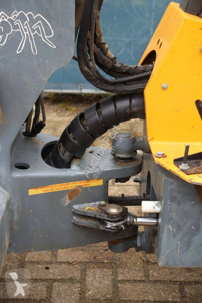 Chargeuse Giant D262SW
